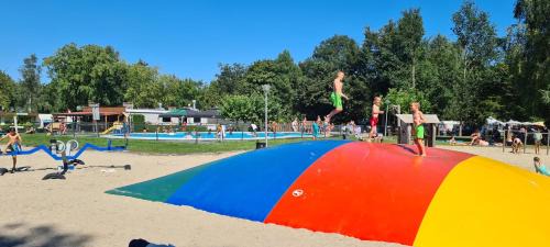 Urk Other | Vakantiepark 't Urkerbos - 5 persoons Brabantse blokhut