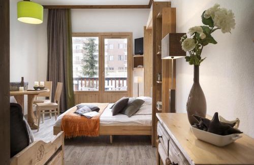 La Celle-sous-Gouzon Apartment | Val d'Isère centre - Studio cosy avec balcon