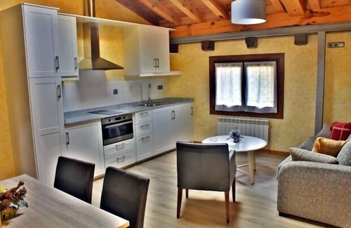 Anguiano Apartment | Valdesayón apartment for 3/6 people
