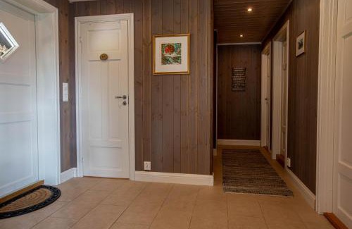 Nord-Aurdal House | Valdreshytte med peis Klassisk og lun stil