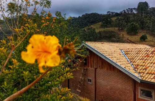 Sapucai-Mirim Ski Chalet | Vale das Pedras- Chalé Araucária, Hidro, Lareira, Fogueira- Sapucaí Mirim-mg