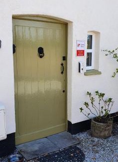 Prestatyn House | Vale View Cottages -The Coach House, Great location in Prestatyn!
