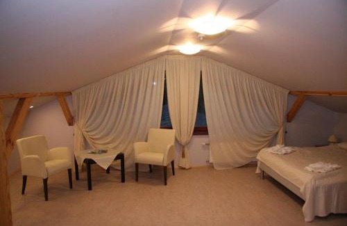 Jurmala Bed & Breakfast | Valensija - Suite for two in nice hotel