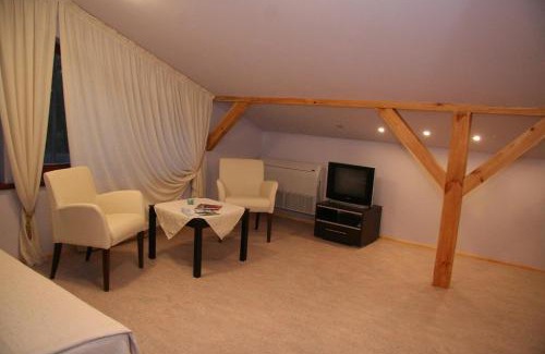 Jurmala Bed & Breakfast | Valensija - Suite for two in nice hotel