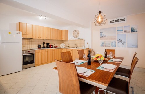 Xirokastello Apartment | Valeroso Apartment sea view 3 minutes from the beach