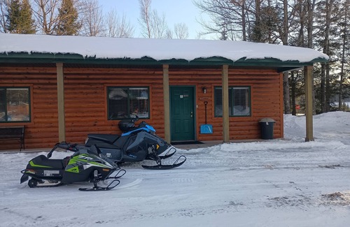 Washburn Cabin | Valhalla View Cabins Trail Side 2-bedroom North of Washburn with WiFi, AC