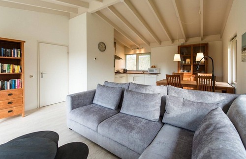 Ballum House | Valkenhoek has lots of privacy near outdoor pool and distance to beach 1,5 km