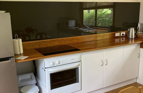 Healesville Cottage | Valley Farm Vineyard Cottages