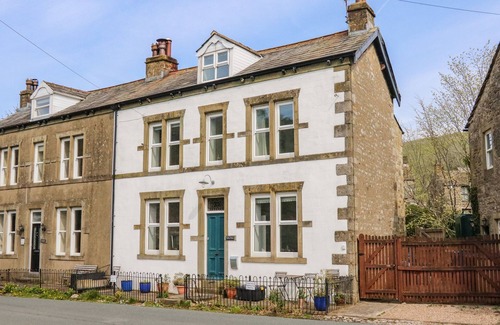 Kettlewell Cottage | VALLEY VIEW, family friendly, character holiday cottage in Kettlewell