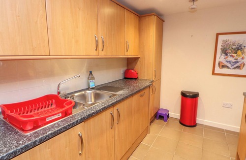 Cleator Moor Cottage | VALLEY VIEW, pet friendly in Cleator Moor