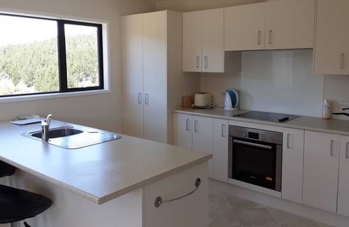 Taupo Bay House | Valley Views in Taupo Bay