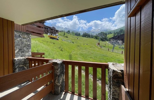 Les Avanchers-Valmorel Apartment | Valmorel: 33m² Apt, ski-in/ski-out, pets allowed