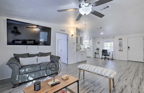 Valrico House | Valrico Retreat with Fire Pit about 18 Mi to Tampa!