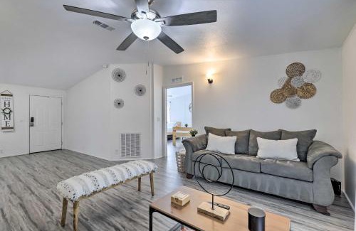Valrico House | Valrico Retreat with Fire Pit about 18 Mi to Tampa!