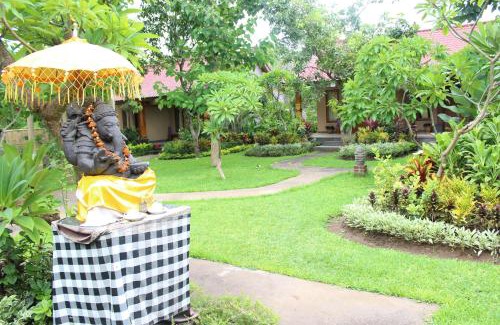 Pemuteran House | Van Karning Bungalow