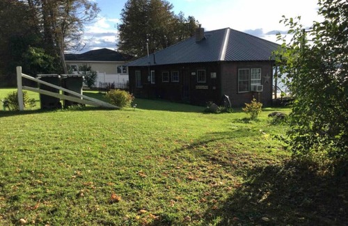 Grand Isle Cottage | Vancie's Cottage on Lake Champlain
