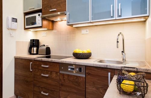 Wesoła Zachod House | Vanilla 2 Apartment, 3bdr, 2bth Family Apart in city centre, aircon