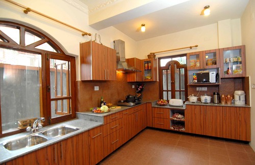 Pokhara Hotel | Vardan Resort n' Apartment
