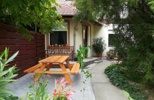 Szeged Apartment | Vargapartman
