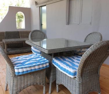 Vari House | Varkiza's Cottages