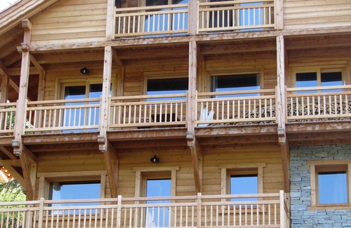 Les Claux Ski Chalet | VARS Chalet 5 Stars Luxury 18 people, ski in/out Sauna Hammam Pool Sun-Sun