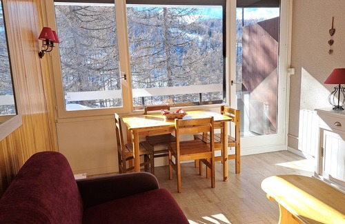Les Claux Apartment | Vars les Claux Appartement sur les Pistes, 4 Couchages