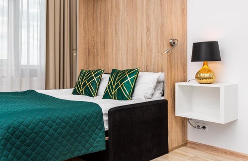 Wlochy Apartment | VARSOVlA APARTMENTS