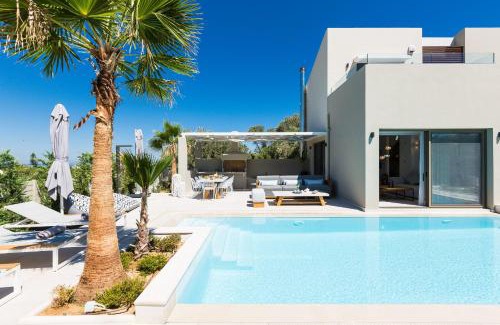 Rethymno Villa | Vasilios Villa, with Pool, Gym & Close to Beach, By ThinkVilla