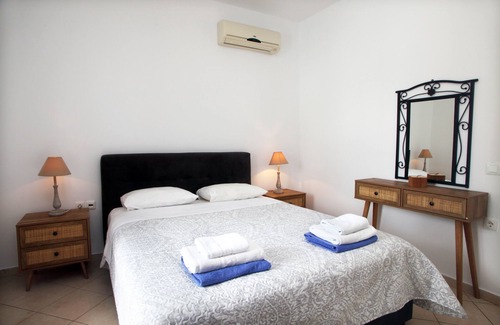Evgiros Villa | Vassiliki: 1 house with garden