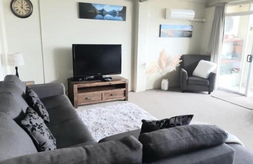 Dunedin Apartment | Vauxhall Private Suite