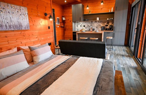 Kanali Resort | VB ECO SUITES - Suite with Private Pool