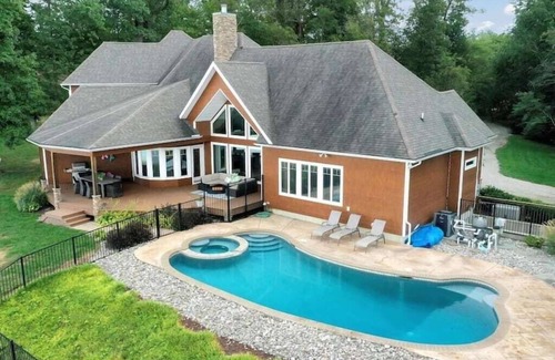 Earlville House | Veazey Cove | 8,000 sq ft Waterfront Home w/Pool + Hot Tub!