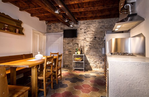 Torno Cottage | "VECCHIO BORGO" LAKE VIEW
