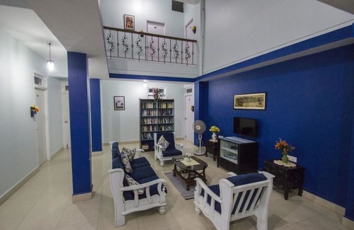 Fatrade House | Veeniola Holiday Home Twin Room with View 1 in Carmona