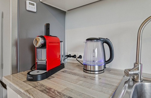 Hetzerath Apartment | VEGA animal friendly apartment with balcony | near IRT Föhren and Moselle