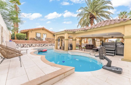 Spring Valley Villa | Vegas Family Escape w/Pool, Free Spa Heat, Gym, & Game Room, Fun-Filled Villa!