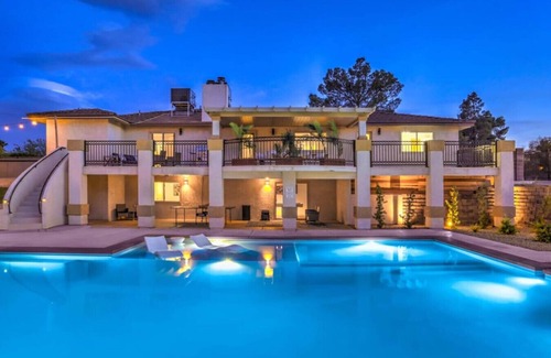 Black Mountain Apartment | ༄ vegas saltwater - Resort Pool, Hot Tub on ½ Acre