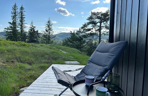 Rollag House | Vegglihytta - cabin with a tranquil location