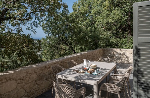Latziana House | Velanis House - style into nature - secluded