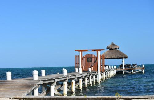 Caye Caulker House | VeLento Beach Level #9