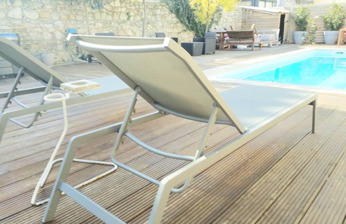 Sainte-Marguerite Villa | Velodrome Gite Avec Piscine : 3 Logements/13 Personnes
