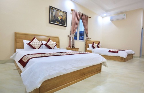 Xuyen Moc Hotel | Ven Song Riverside Hotel