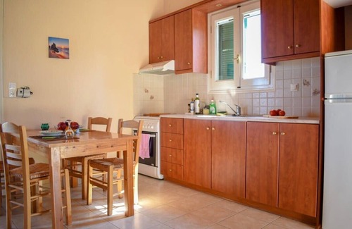 Pylos-Nestoras House | Venetian Seaside Panorama - Asini Sunset Retreat