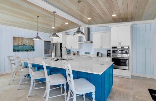 Venetian Shores House | Venetian Shores Pool Home