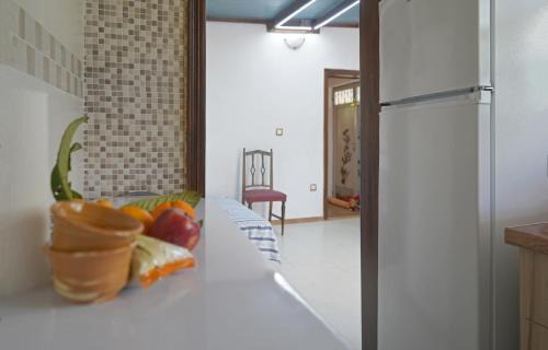 Kalamata House | VENI Olive House