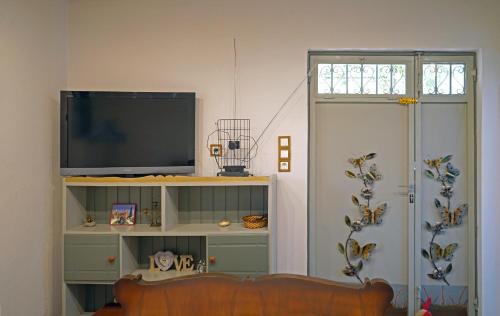 Kalamata House | VENI Olive House