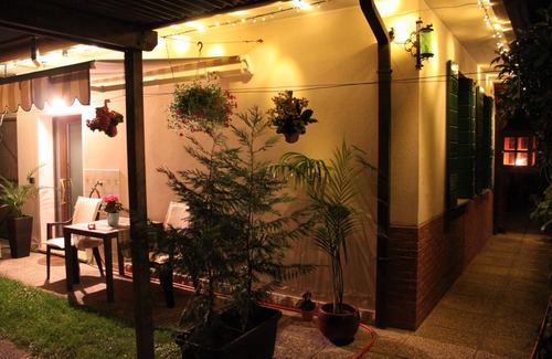 Mogliano Veneto Apartment | Venice Holiday Home, free wi-fi, private garden, romantic and affordable.