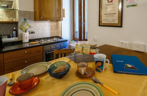 Vernazza House | Ventu de Ma Studio #1 with AC