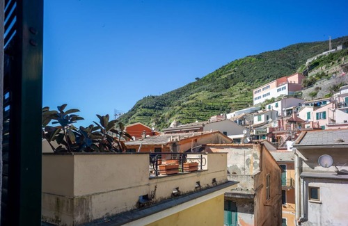 Vernazza House | Ventu de Ma Studio #1 with AC