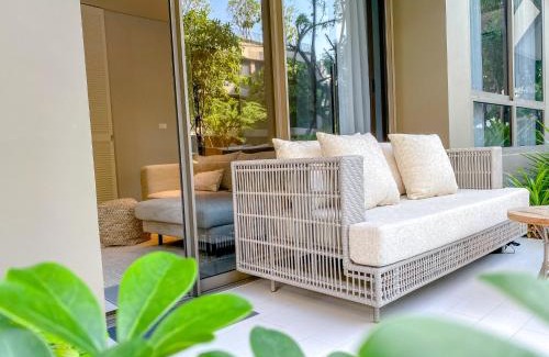 Khao Takiab Apartment | Veranda pool access 2BR family Huahin
